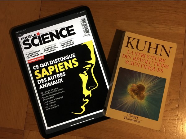 Couverture de la revue "Pour la science" et du livre de Kuhn